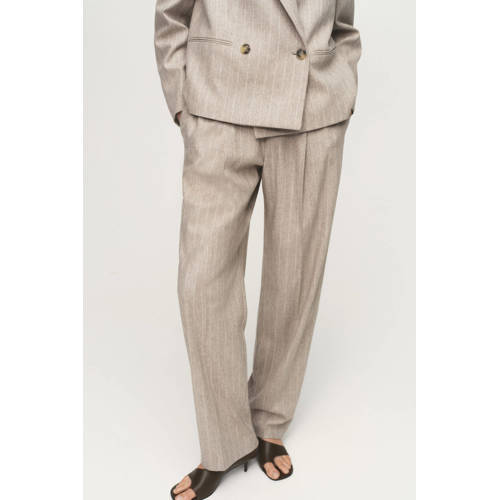 Mango rechtvallend regular waist pantalon met wol met krijtstreep grijs afbeelding