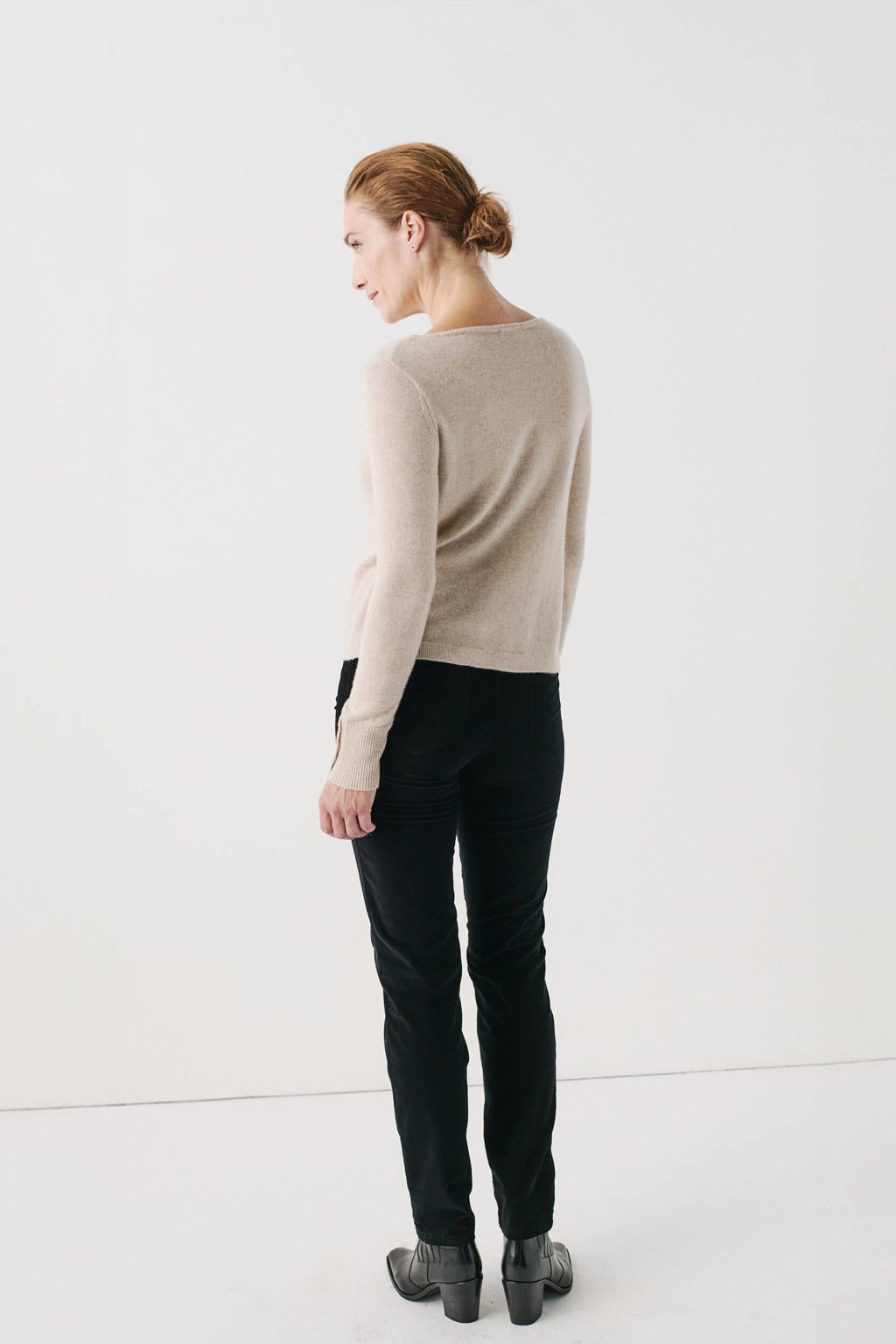 Beige dames Caroll gebreide trui kasjmier en glitter met lange mouwen en boothals