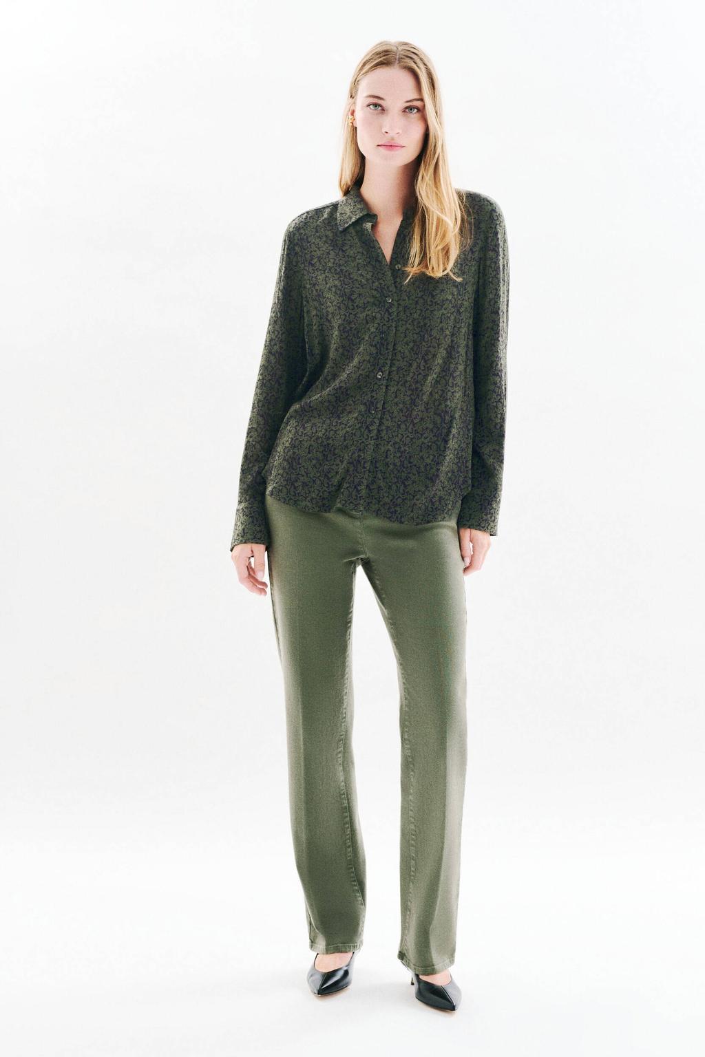 Kakikleurige dames Caroll blouse van viscose met lange mouwen, klassieke kraag en knoopsluiting