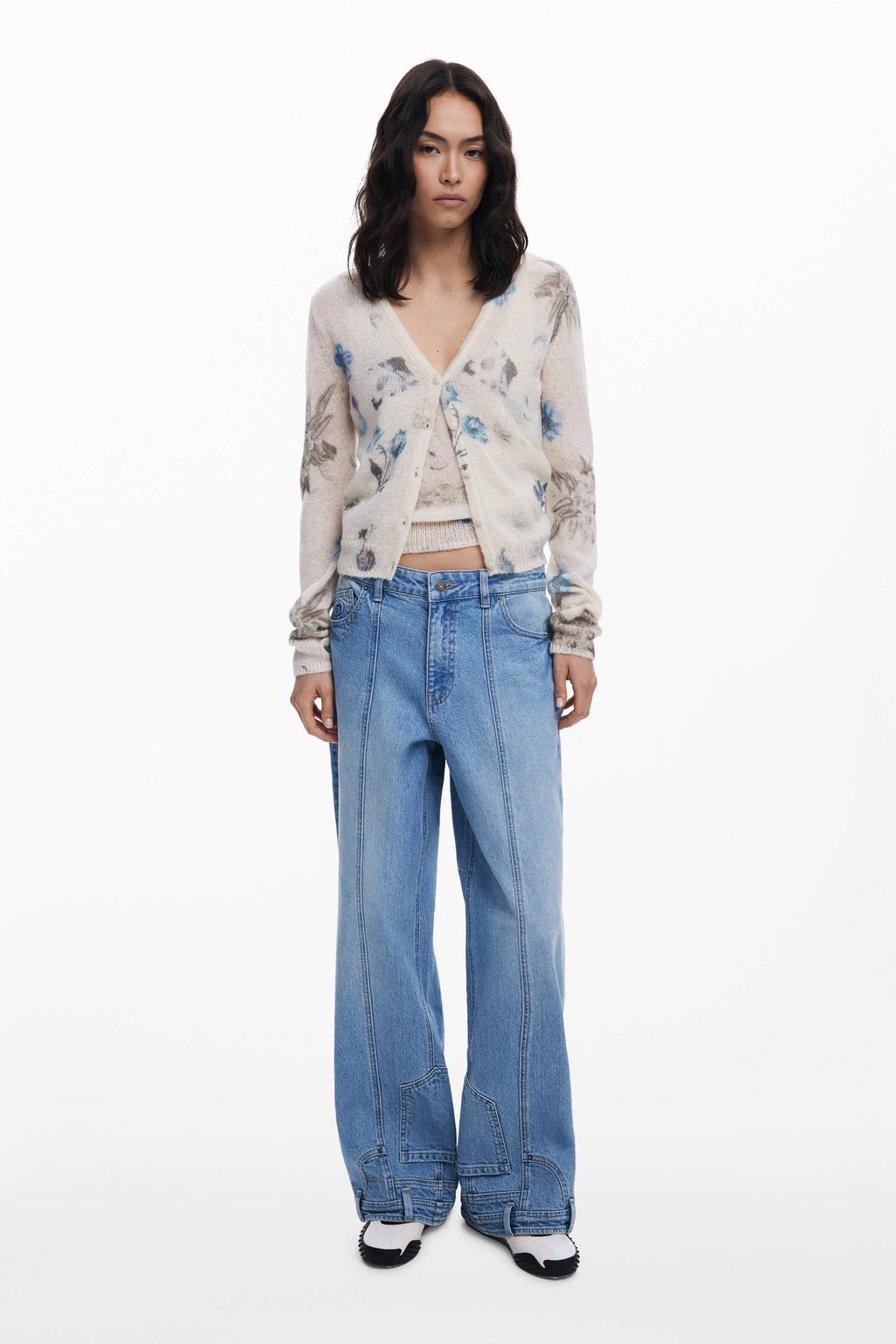 Medium blue denim dames Desigual baggy jeans van denim met regular waist, rits- en knoopsluiting en effen