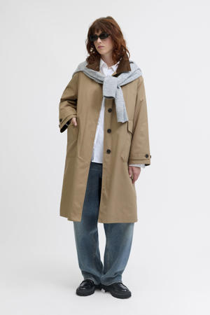 trenchcoat camel
