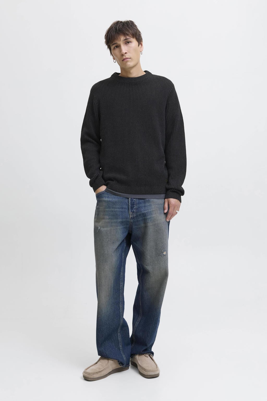 Zwarte heren JACK & JONES ESSENTIALS trui rib gebreid van katoen met effen, lange mouwen en ronde hals