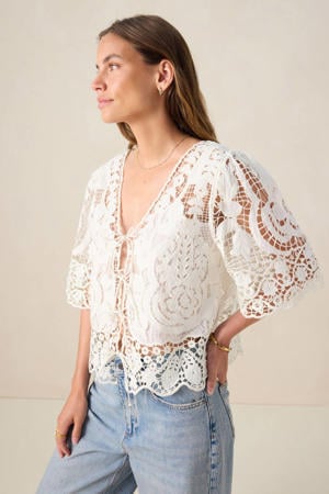 gebloemde blouse wit