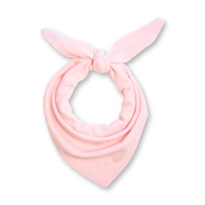 triangle scarf lichtroze