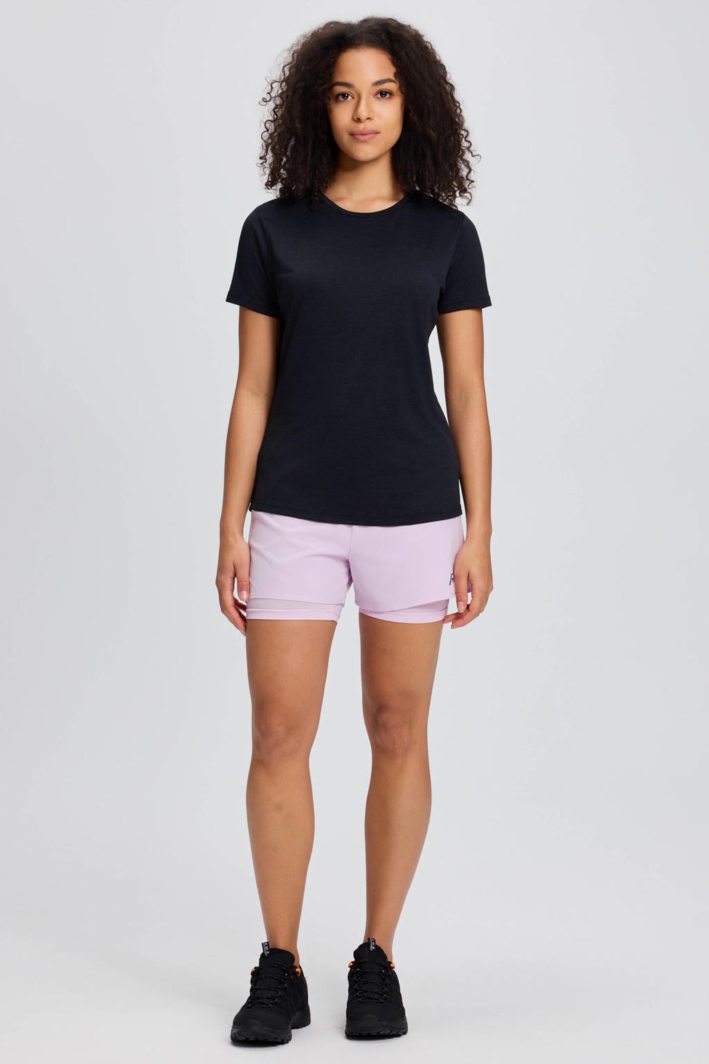 Zwarte dames Rukka hardloopshirt Ylakartti van polyester met effen, korte mouwen en ronde hals