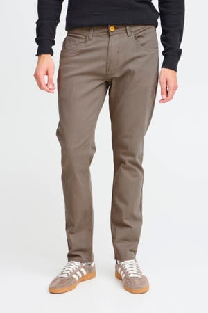 BHRODNEY slim chino bruin