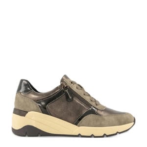 sneaker bruin