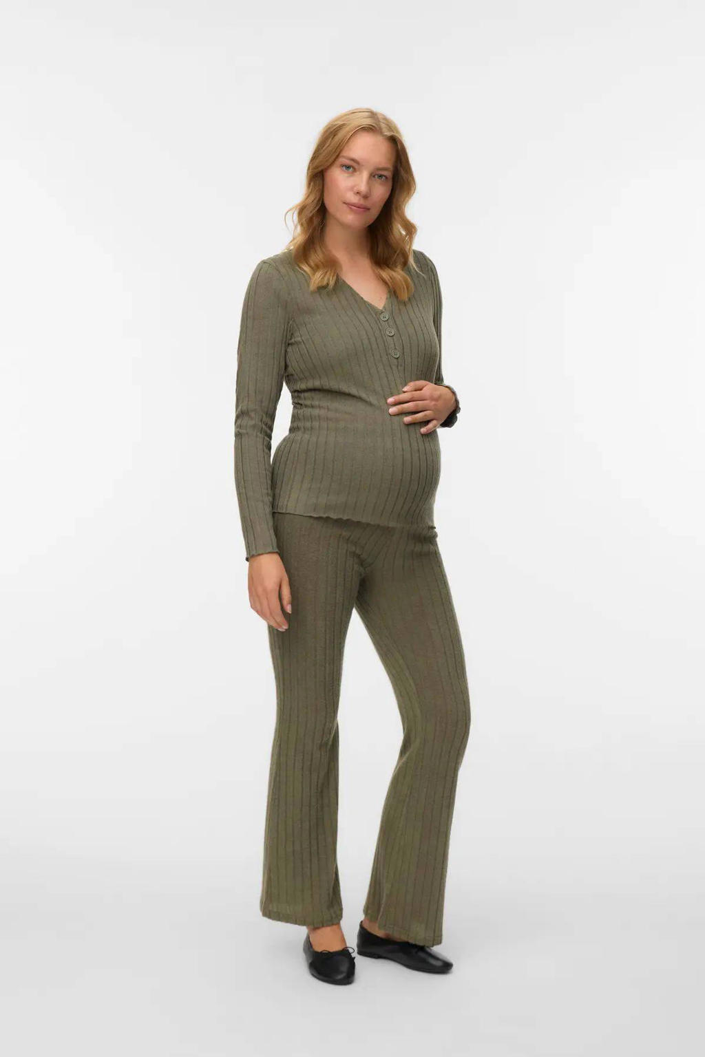 Groene dames MAMALICIOUS flared high waist zwangerschaps casual broek van polyester met elastische tailleband en effen
