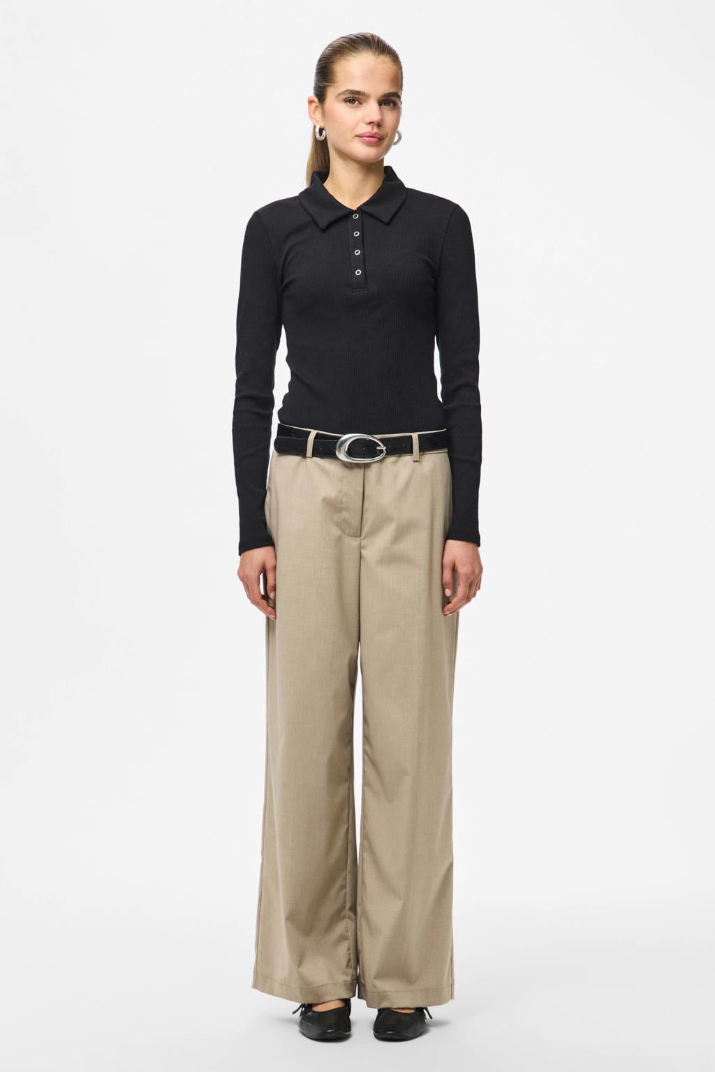 Grijsbruine dames PIECES wide leg regular waist pantalon bruin met rits, haak- en knoopsluiting en effen