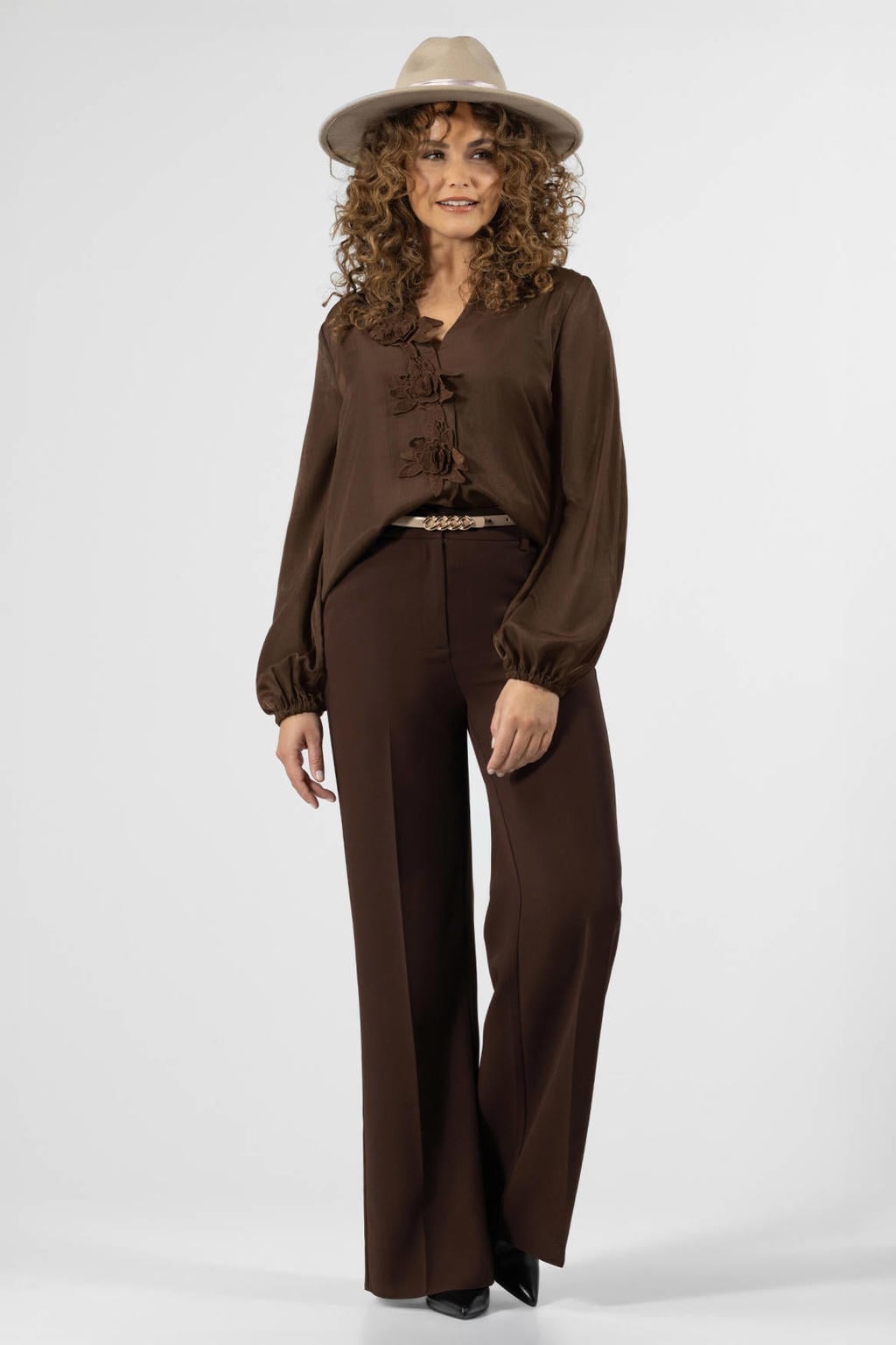 Donkerblauwe dames LabeL DOT blouse van polyester met effen, lange mouwen, V-hals, knoopsluiting en 3D applicatie