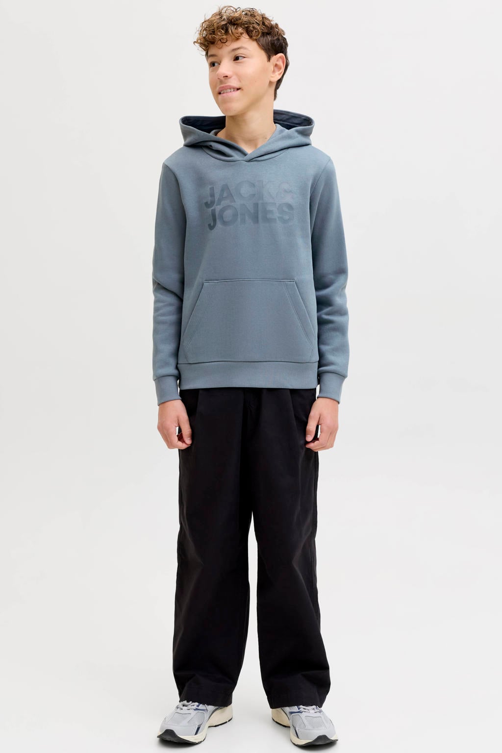 Grijsblauwe jongens JACK & JONES JUNIOR hoodie blauw van sweat materiaal met logo dessin, lange mouwen en capuchon