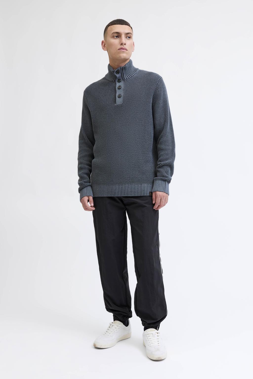 Blauwe heren JACK & JONES trui grof gebreid van acryl met effen, lange mouwen en opstaande kraag