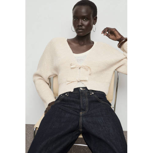 Mango gebreid vest met wol ecru afbeelding