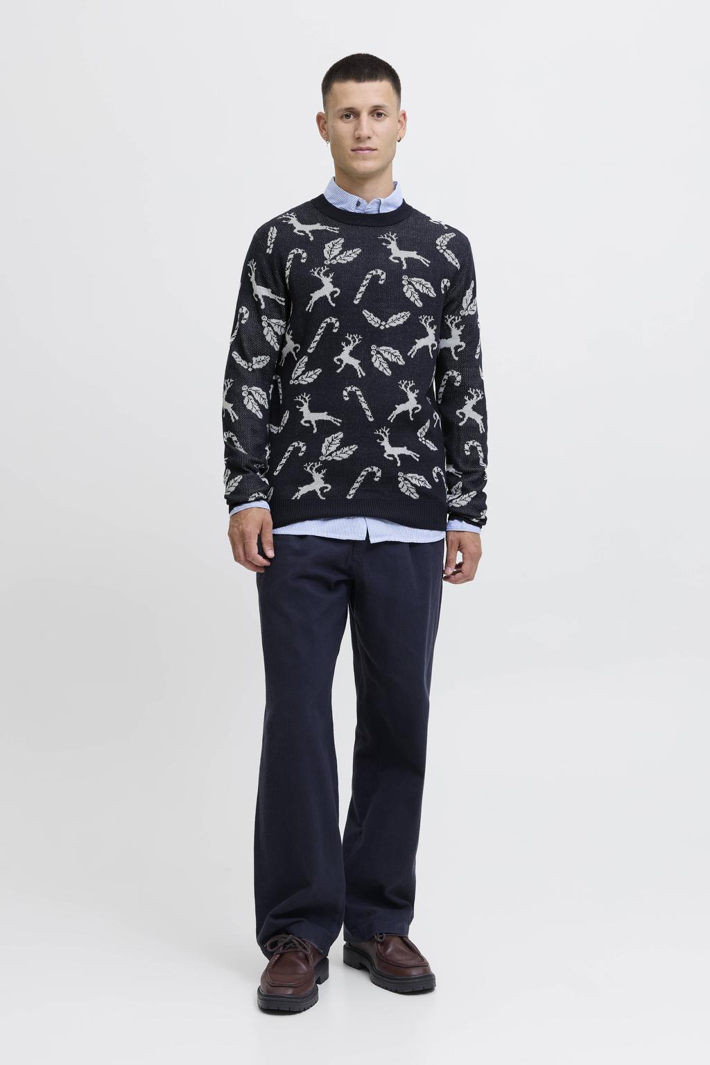 Donkerblauwe heren JACK & JONES kersttrui gebreid van acryl met lange mouwen en ronde hals