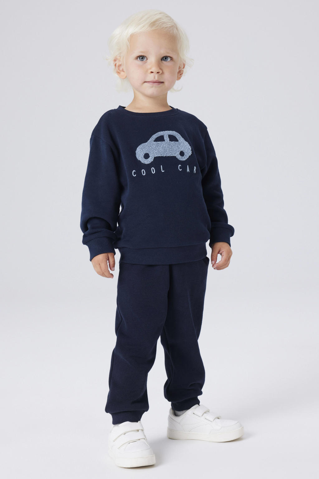 Donkerblauwe jongens NAME IT MINI sweater van katoen met printopdruk, lange mouwen, ronde hals en borduursels