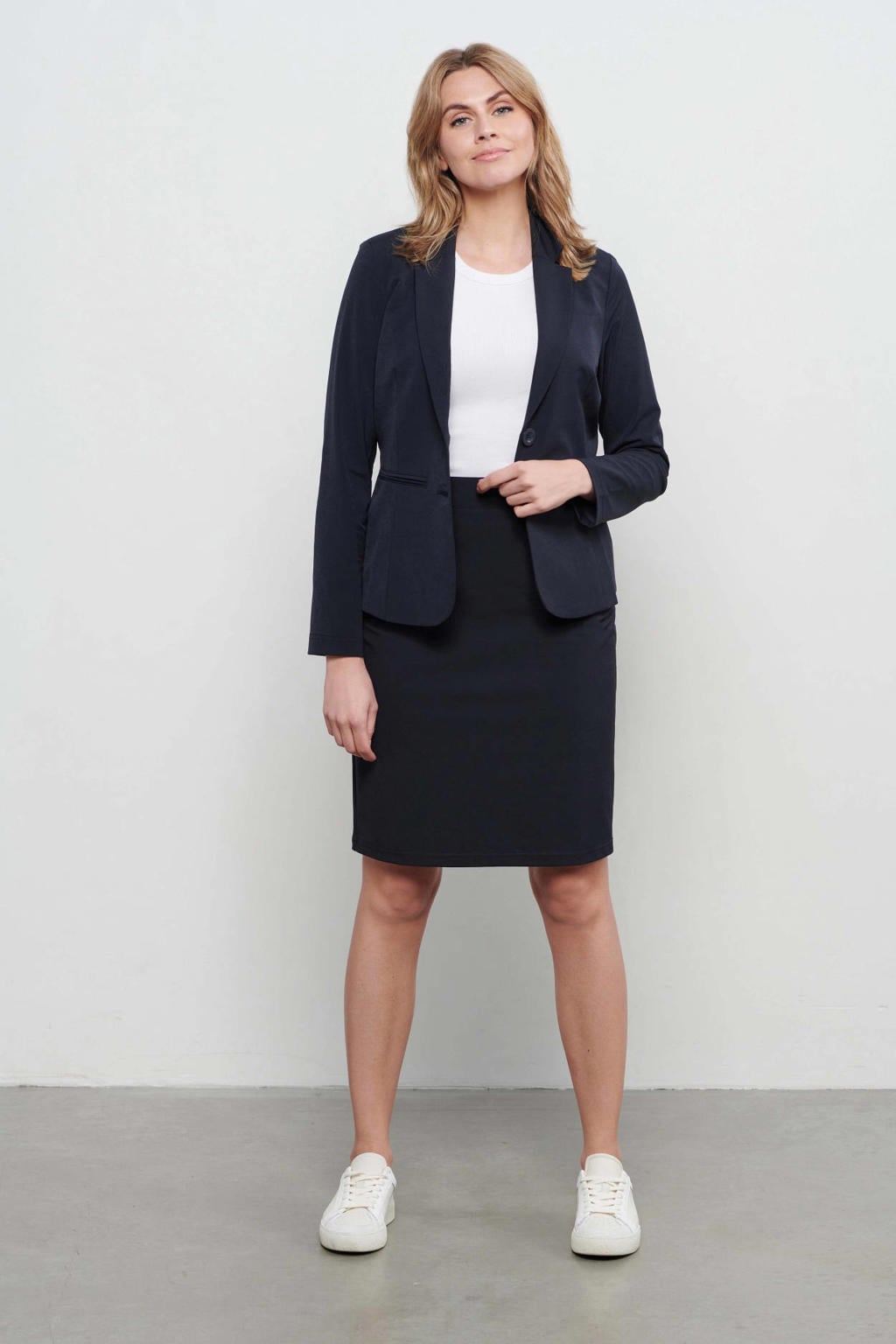Marineblauw dames &Co Woman travelstof kokerrok blauw voorzien van elastische tailleband