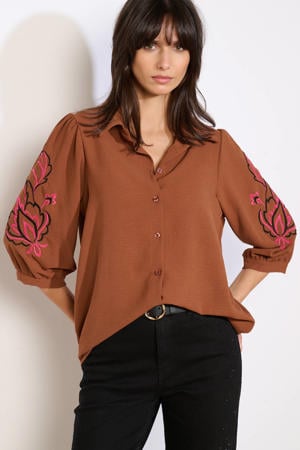 blouse bruin