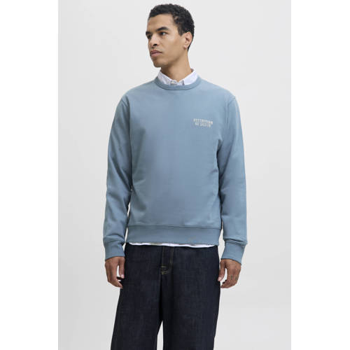 JACK & JONES ESSENTIALS sweater met backprint lichtblauw afbeelding