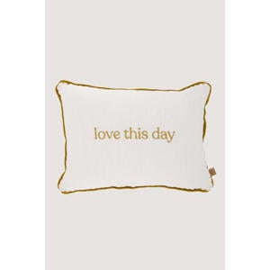 sierkussen Love this day (35x25 cm)