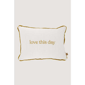 sierkussen Love this day (35x25 cm)