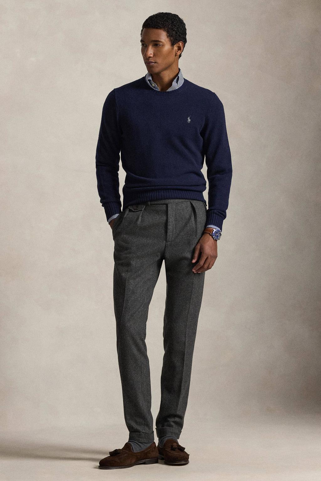 Donkerblauwe heren Polo Ralph Lauren trui fijn gebreid van wol met effen, lange mouwen, ronde hals en borduursels