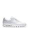 Nike sneakers wit