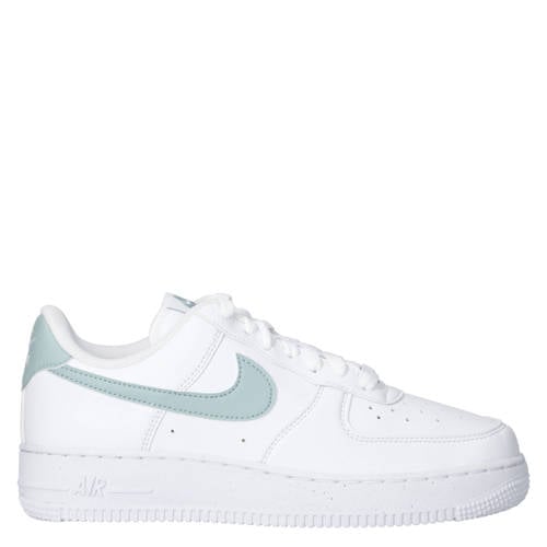 Nike Air Force 1'07 sneakers wit/lichtblauw afbeelding