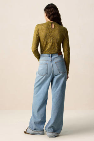 top olijfgroen broderie
