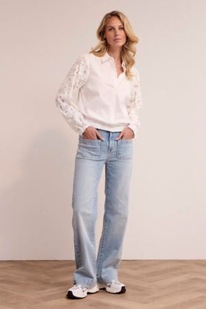 blouse ecru
