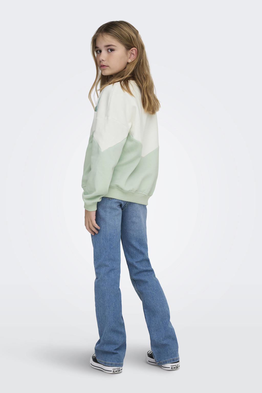 Lichtgroen en witte meisjes KIDS ONLY GIRL sweater met meerkleurige print, lange mouwen, ronde hals en geribde boorden