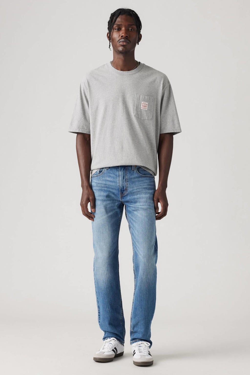 Levi's Big and Tall 502 tapered jeans come closer