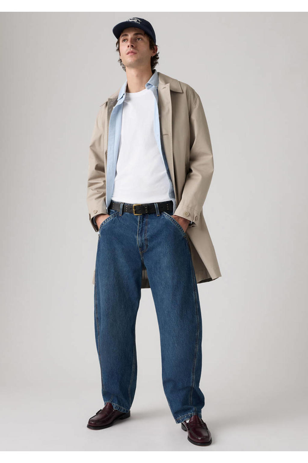 Levi's barrel jeans max volume