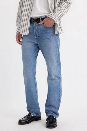 501 straight leg jeans chemicals