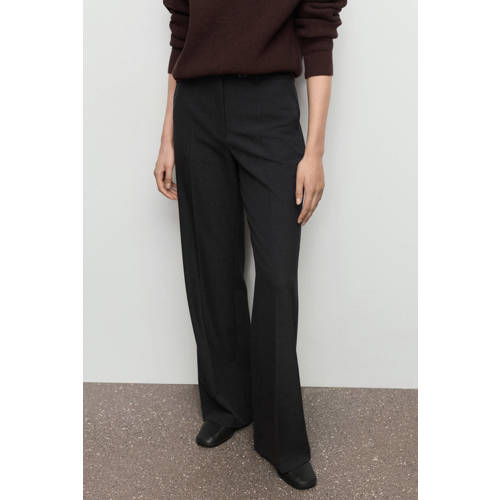 Mango flared regular waist flared broek zwart afbeelding