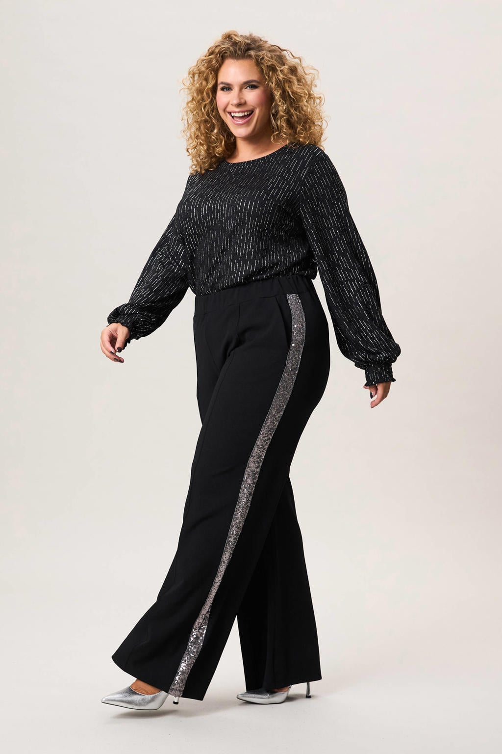 Zwart en zilverkleurige dames Miss Etam Plus straight regular waist broek van polyester met elastische tailleband en effen