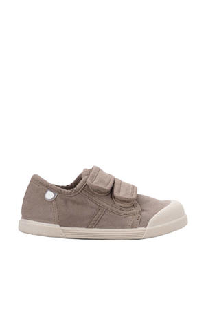 sneakers bruin