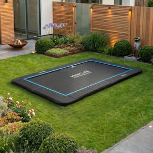 trampoline 214x153 cm