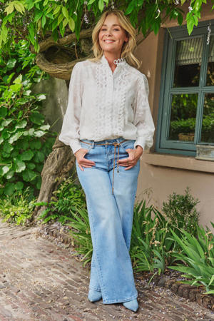 gebloemde blouse wit met parels