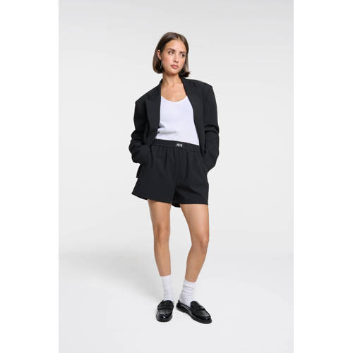 Alix the Label regular waist casual short zwart afbeelding