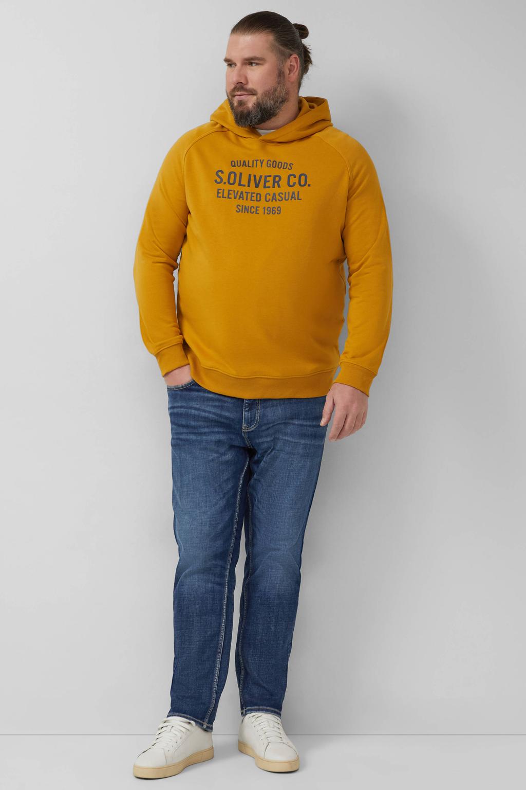 Gele heren s.Oliver Big Size hoodie van sweat materiaal met printopdruk, lange mouwen en capuchon