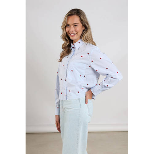 NUKUS blouse met hartjes lichtblauw afbeelding