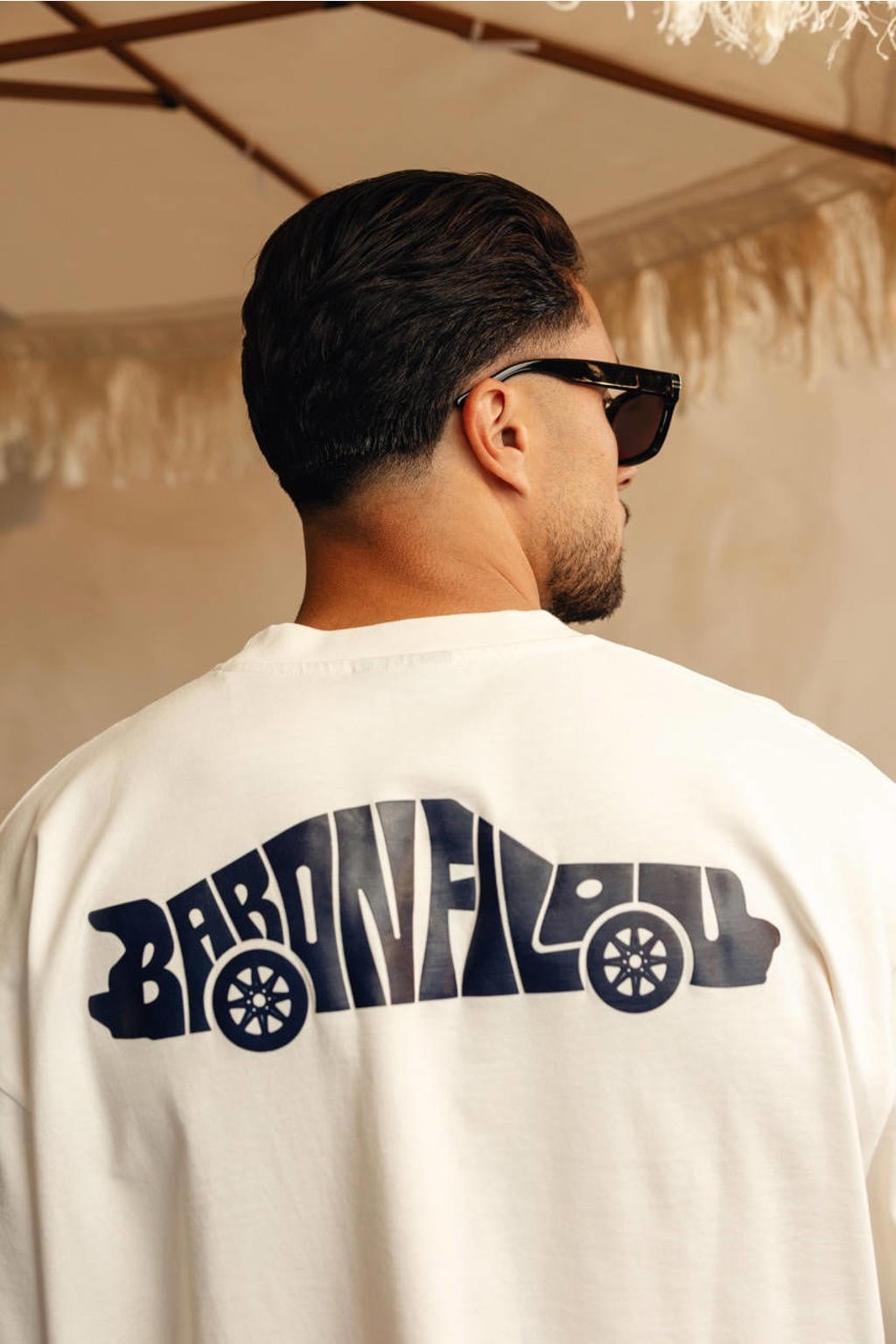 Ecru heren Baron Filou oversized T-shirt van katoen met backprint en korte mouwen