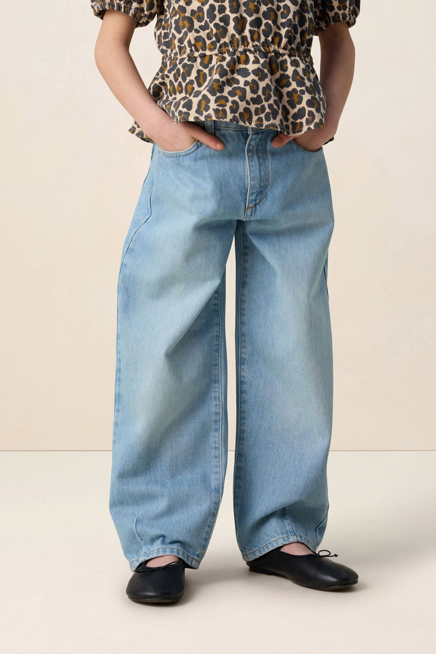 barrel jeans