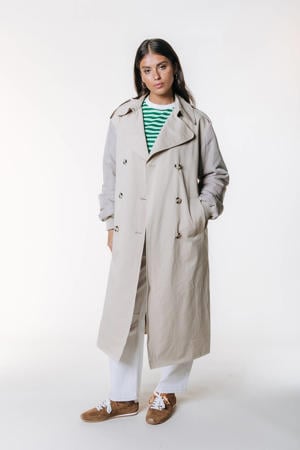 trenchcoat beige