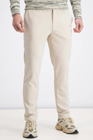 regular chino beige