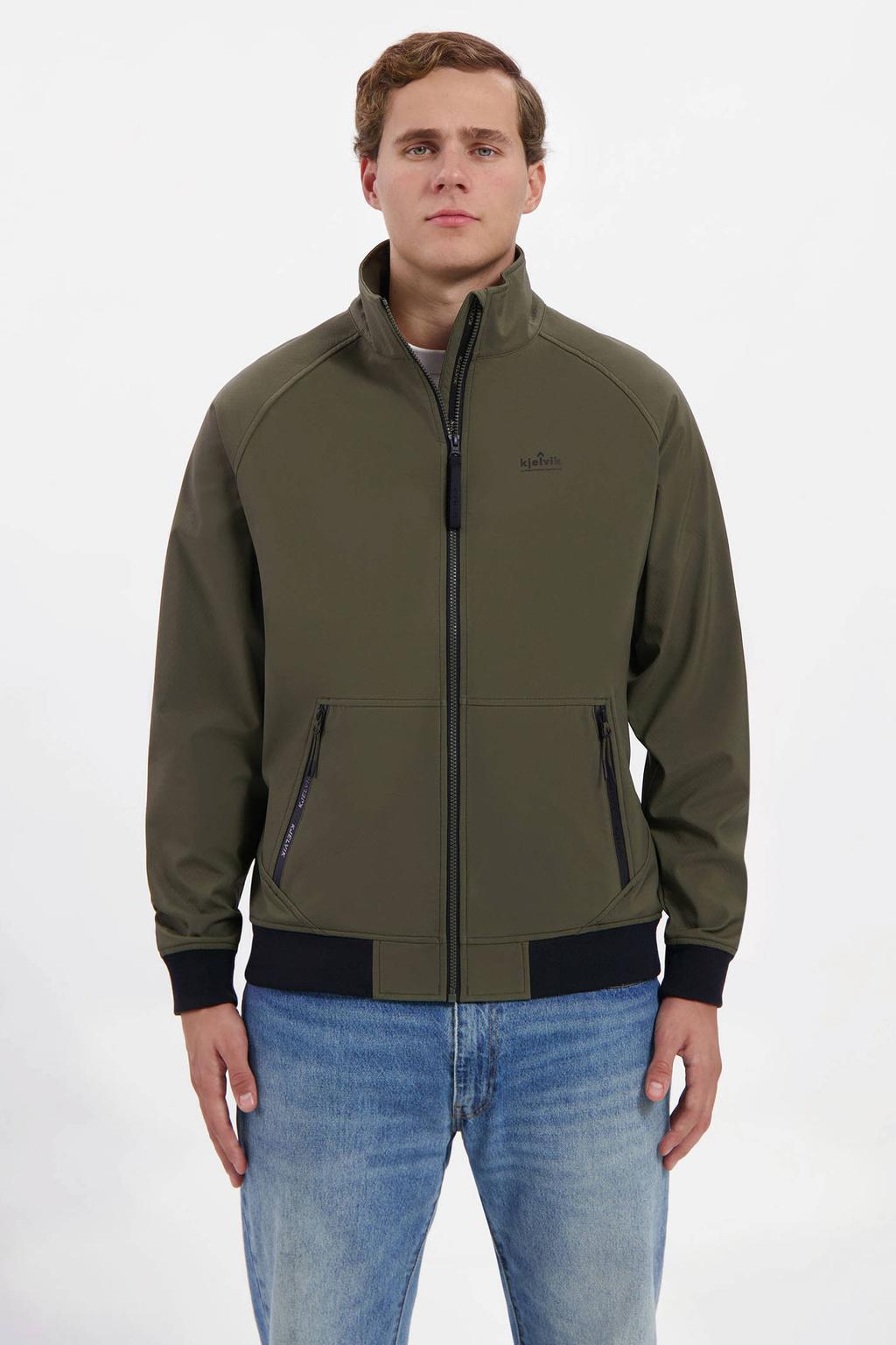 Groene heren Kjelvik softshell jas Dionn met lange mouwen, opstaande kraag en ritssluiting