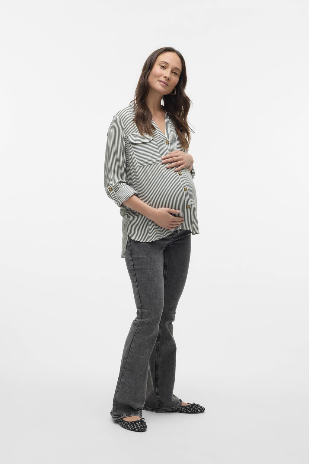 Groene dames VERO MODA MATERNITY zwangerschaps gestreepte blouse van viscose met lange mouwen, button down sluiting en knoopsluiting