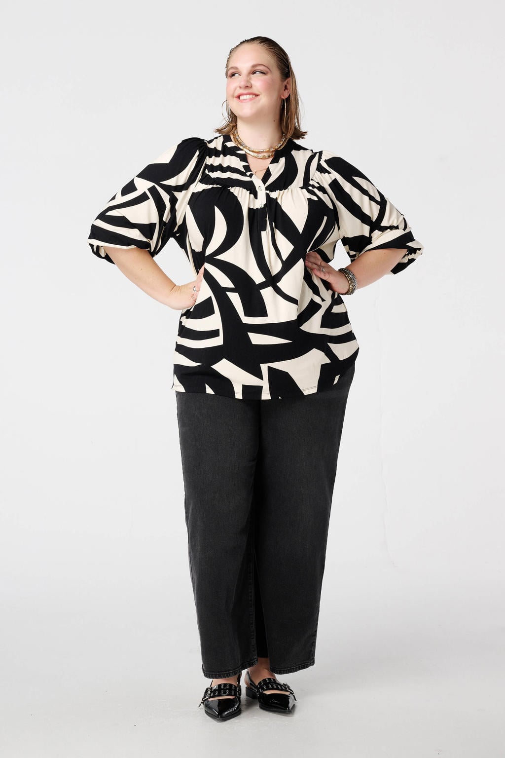 Witte dames MS Mode top van viscose met driekwart mouwen en V-hals