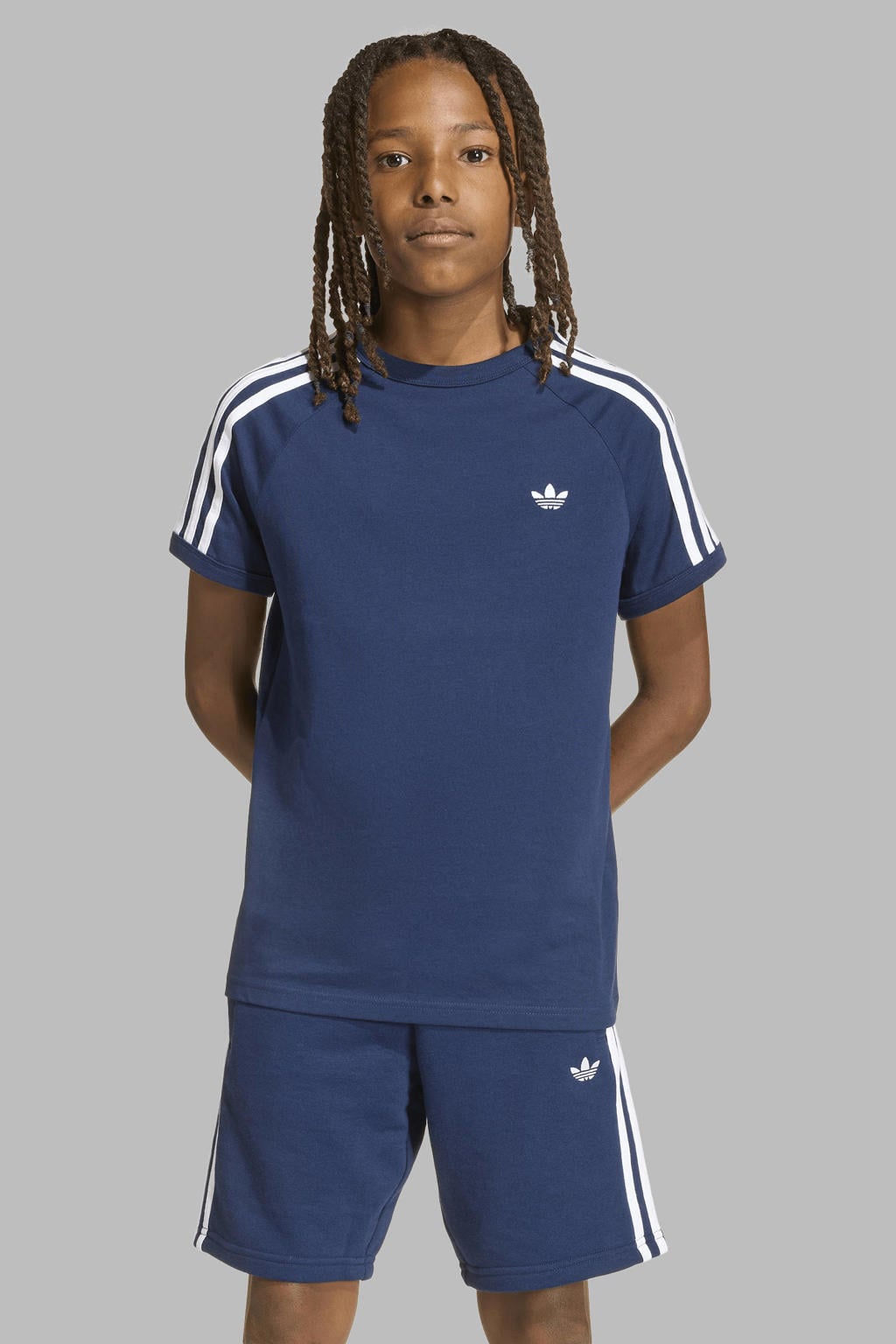 Donkerblauwe jongens en meisjes adidas Originals T-shirt van katoen met strepenprint, korte mouwen en ronde hals