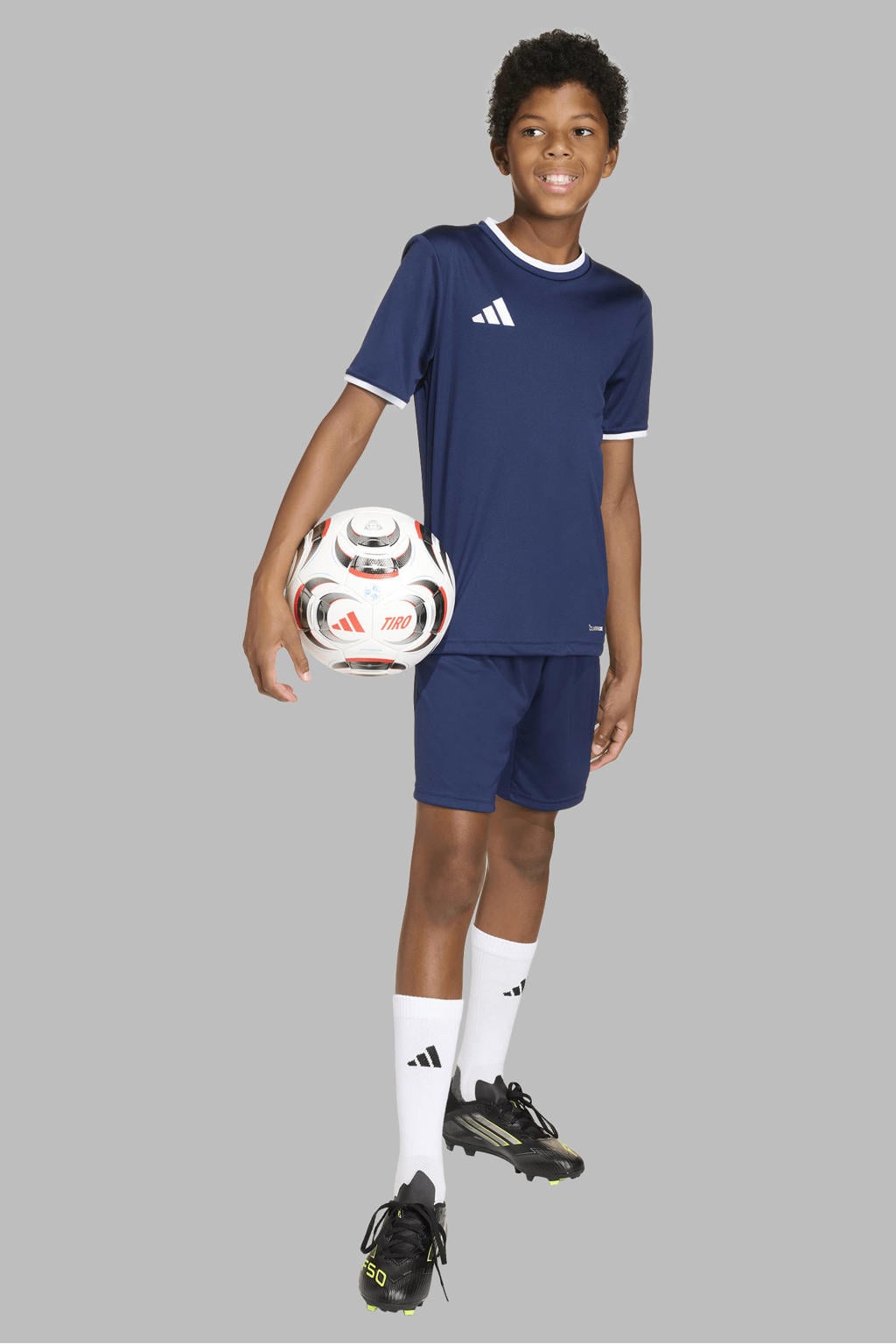 Blauwe jongens en meisjes adidas Performance junior voetbalshirt Entrada26 van polyester met effen, korte mouwen en ronde hals